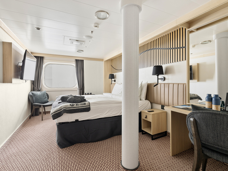 Polar Outside | Outside Cabin